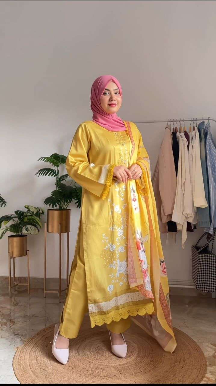 SHAMIANA READY TO WEAR BY THE HERMITAGE